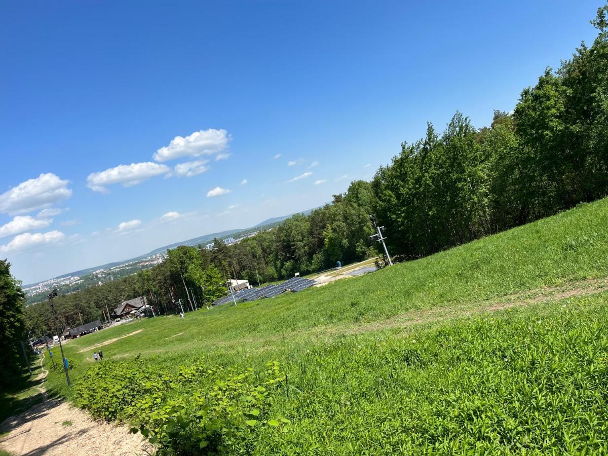 Apartamenty Kielce-Apartament Przy Lesie, Parking, F Vat エクステリア 写真