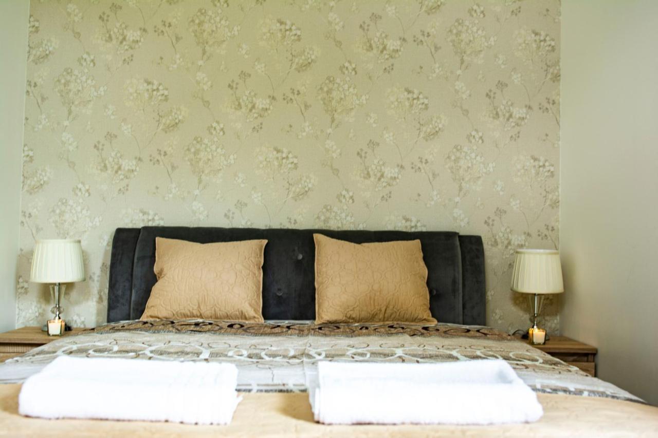 Apartamenty Kielce-Apartament Przy Lesie, Parking, F Vat エクステリア 写真